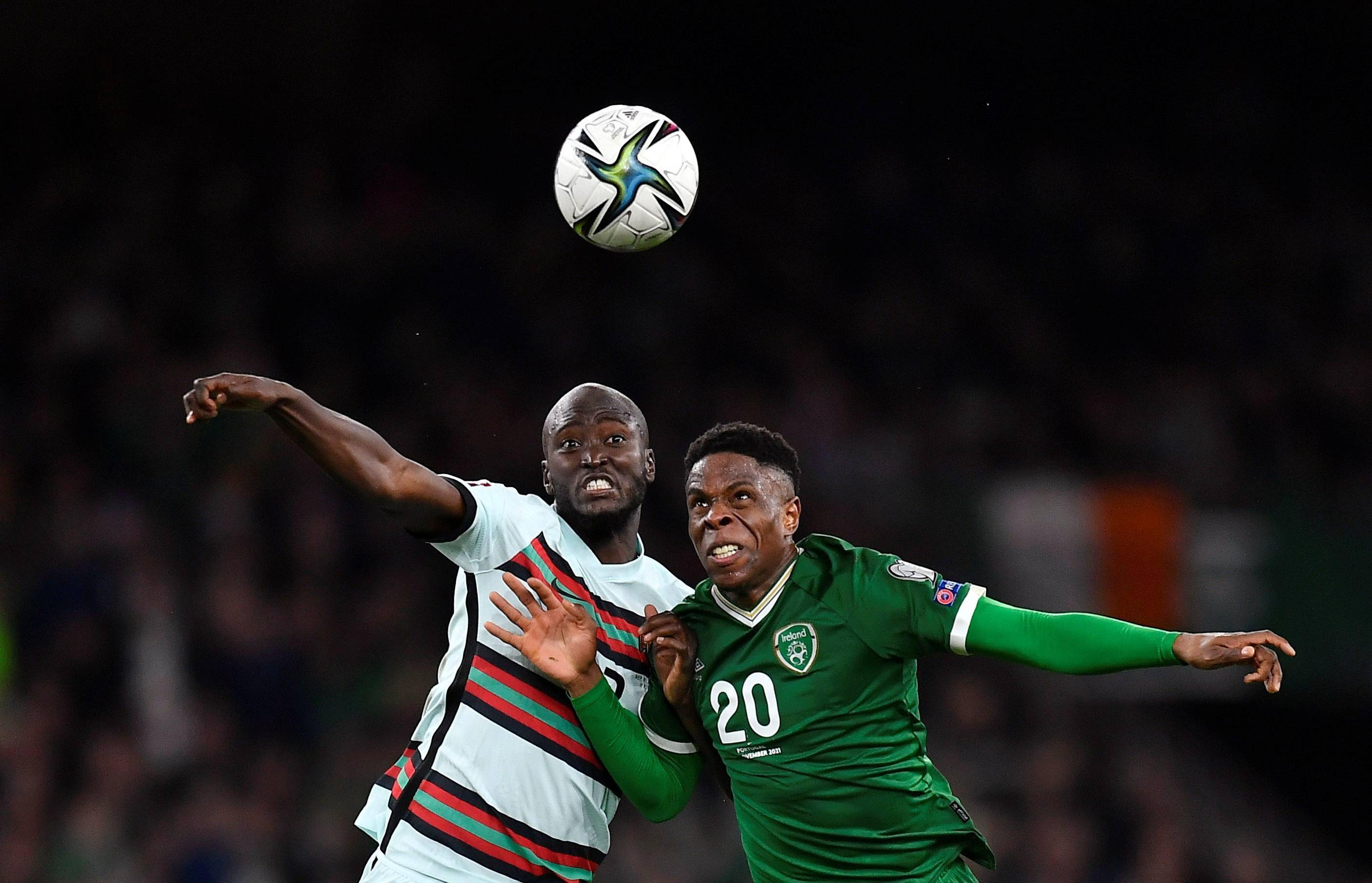 开元棋牌入口-爱尔兰队在比赛中展现了出色的踢球技巧英语